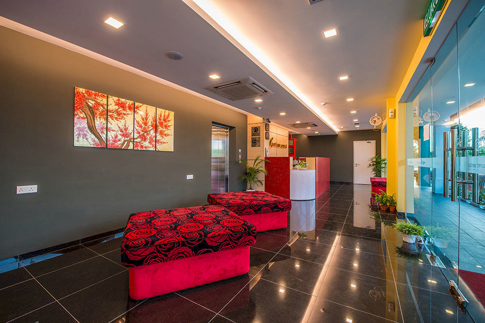 Riverfront Sentral Hotel Malacca Exterior foto